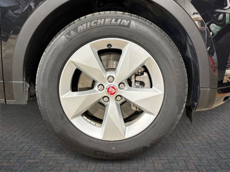 Jaguar E-Pace usata a Bologna (8)