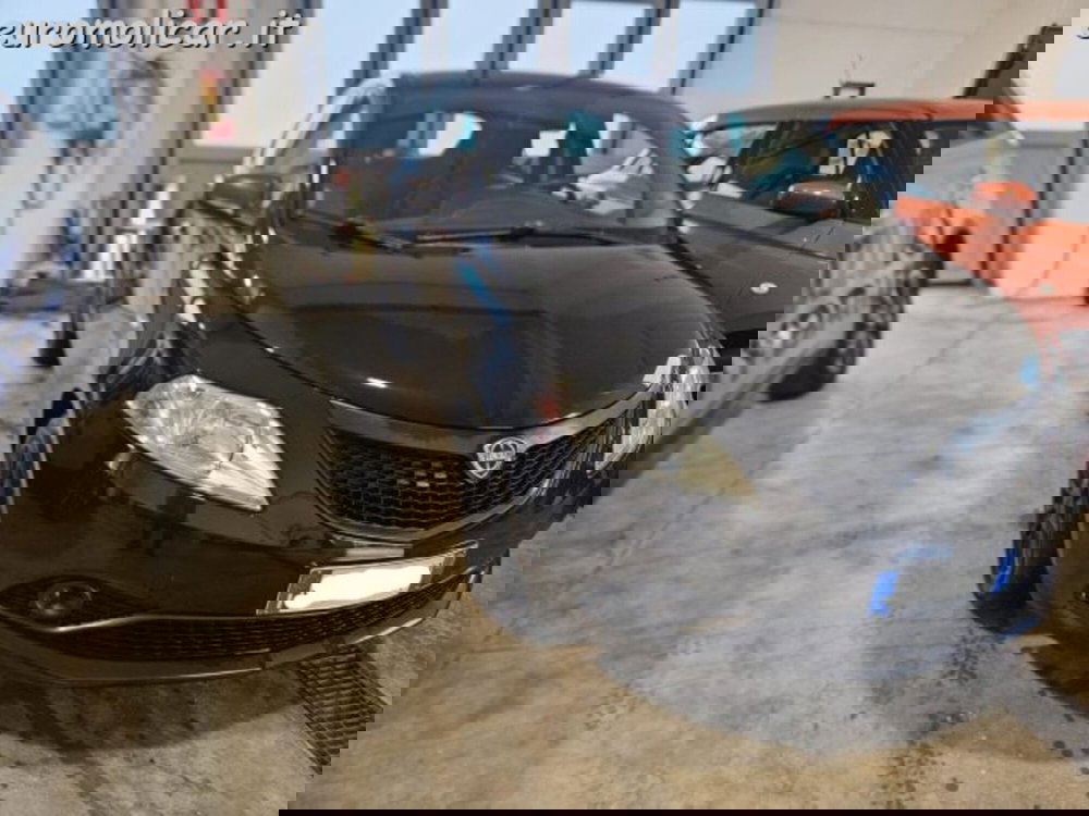 Lancia Ypsilon usata a Campobasso