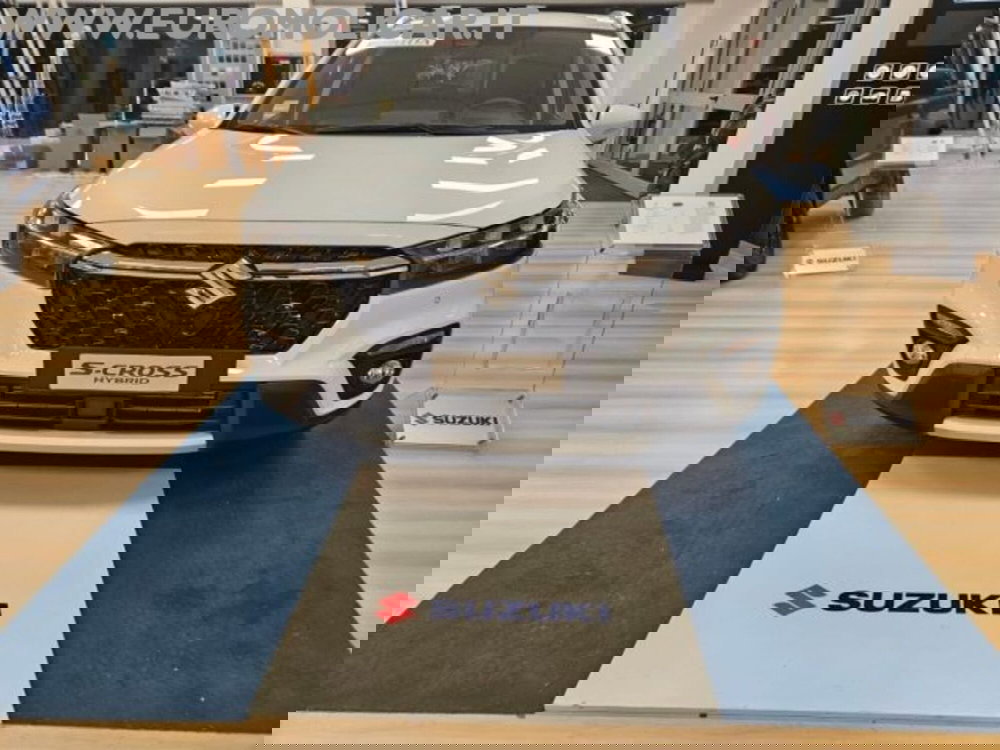 Suzuki S-Cross nuova a Campobasso (9)
