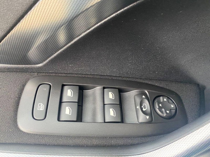 Peugeot 2008 usata a Torino (13)