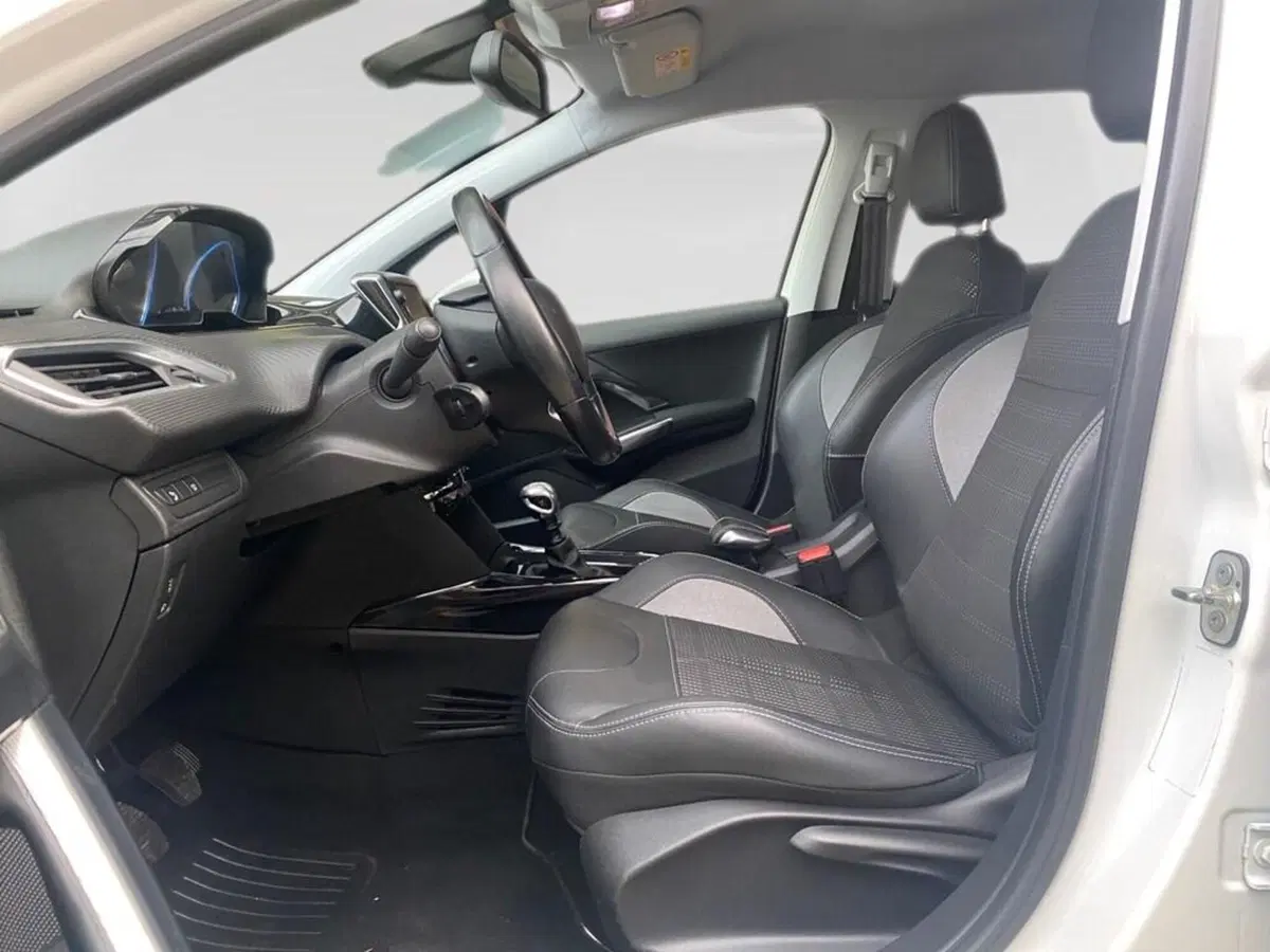 Peugeot 2008 usata a Torino (7)