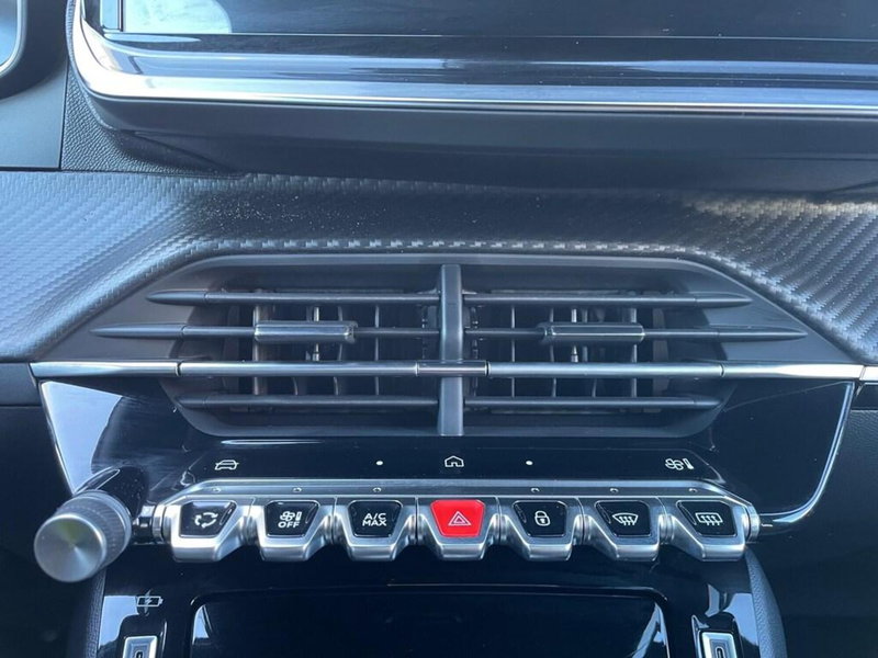 Peugeot 2008 nuova a Torino (11)