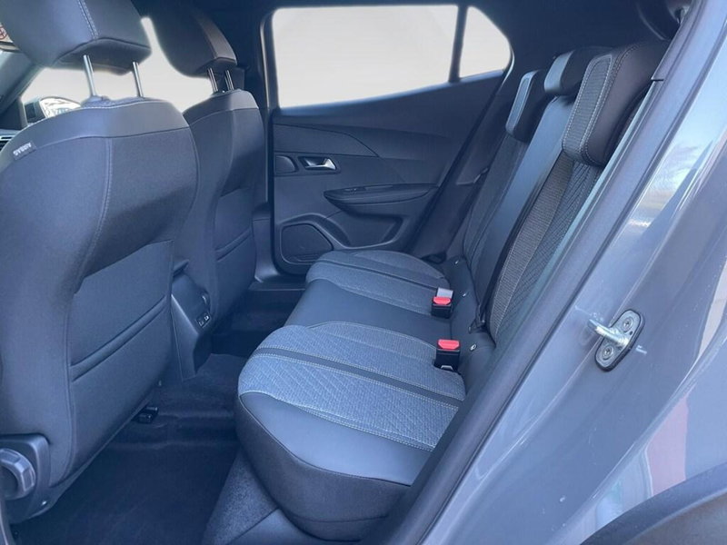 Peugeot 2008 nuova a Torino (8)