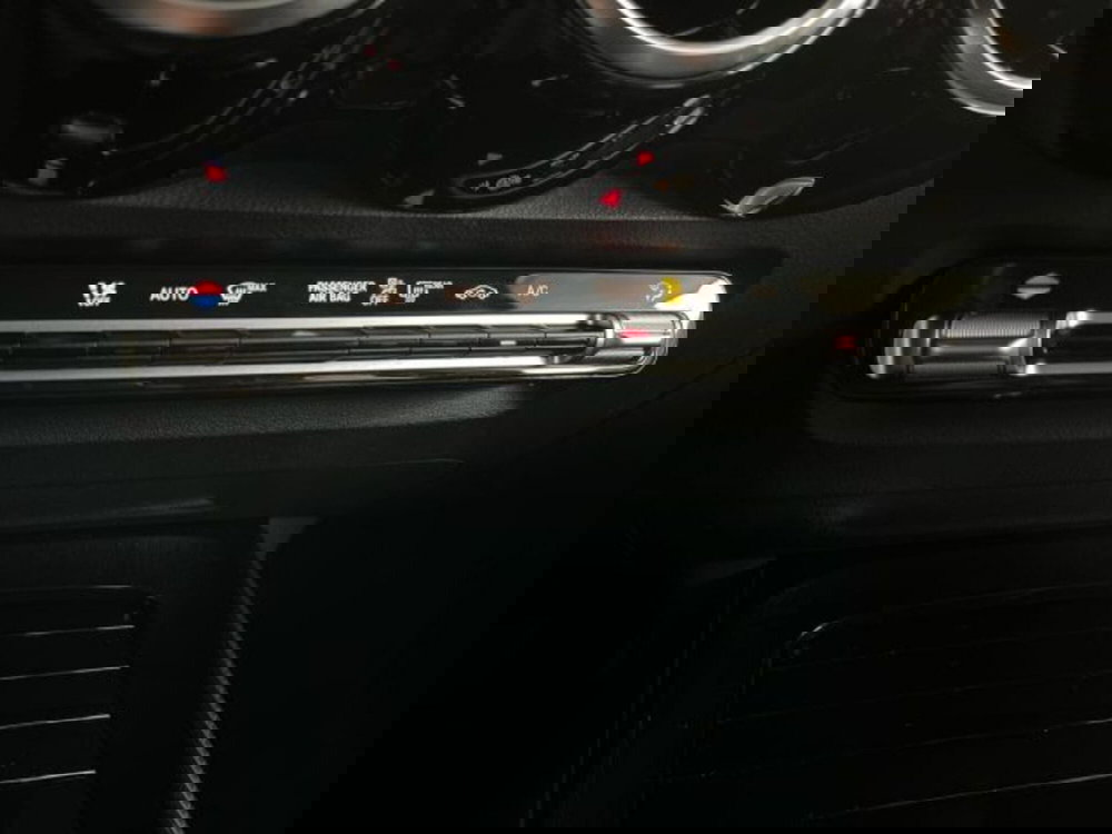 Mercedes-Benz GLB usata a Verona (13)