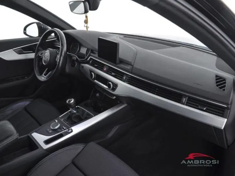 Audi A4 Avant usata a Perugia (12)