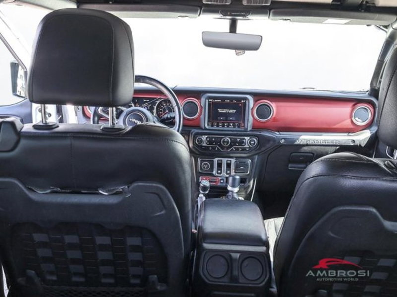 Jeep Wrangler usata a Perugia (12)