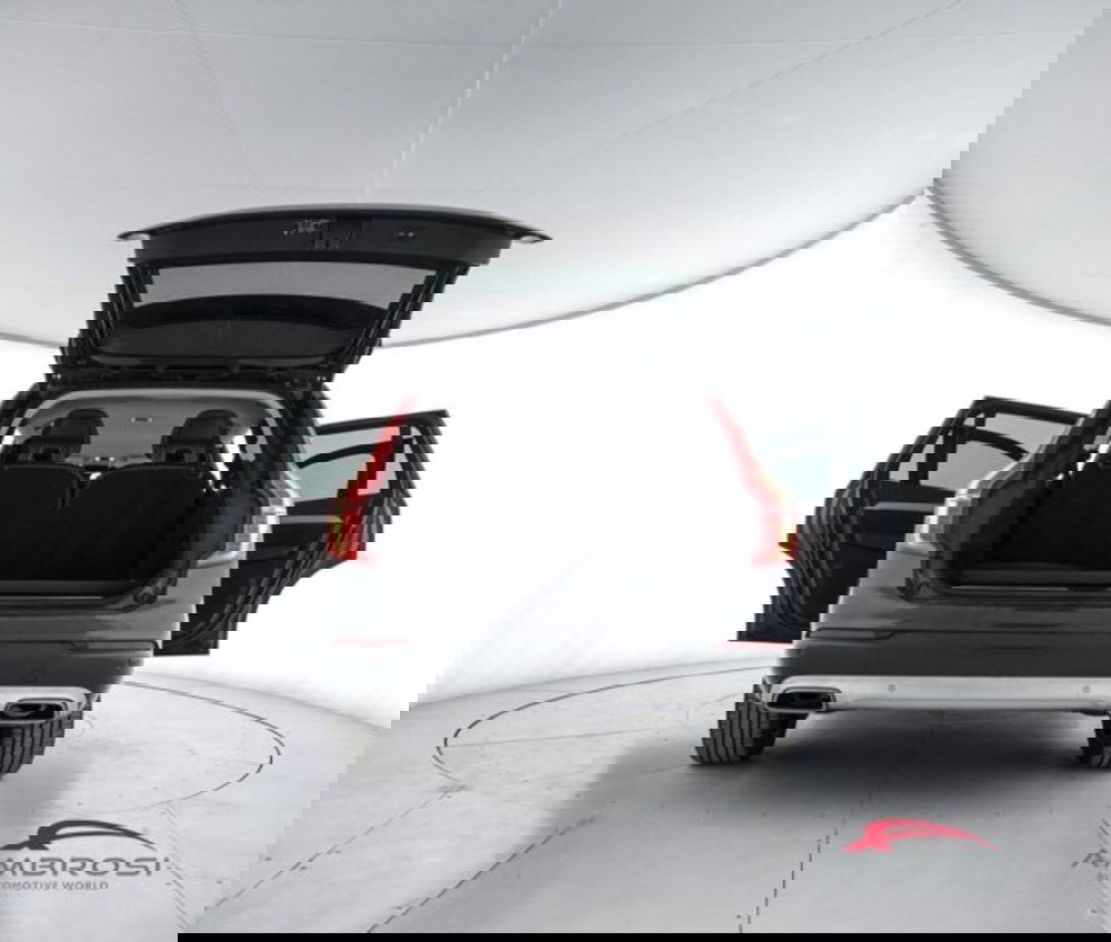 Volvo XC90 usata a Perugia (7)