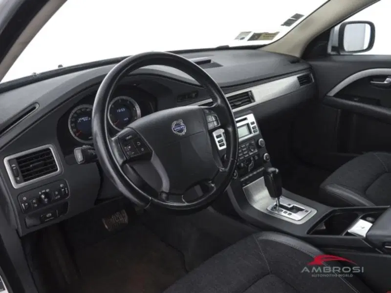 Volvo XC70 usata a Perugia (8)