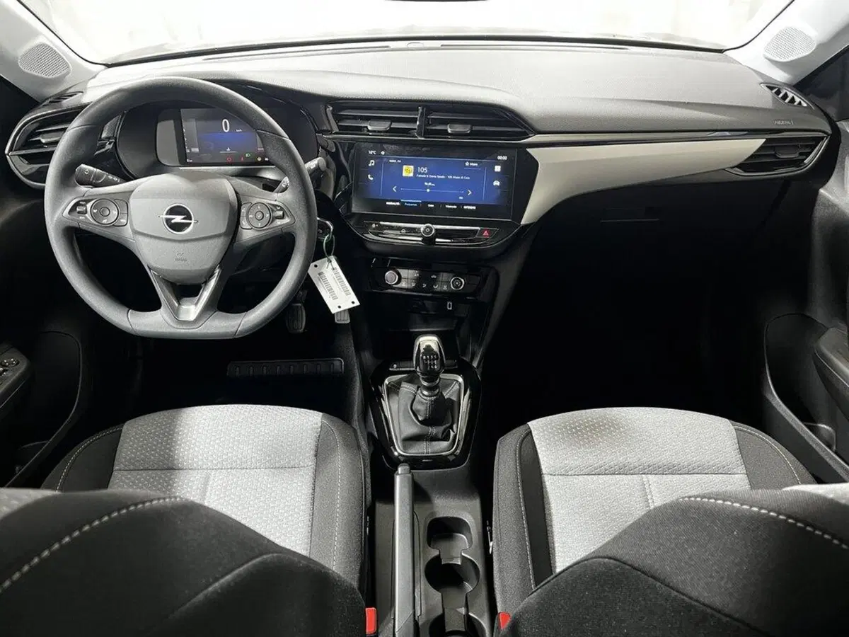 Opel Corsa nuova a Sondrio (12)