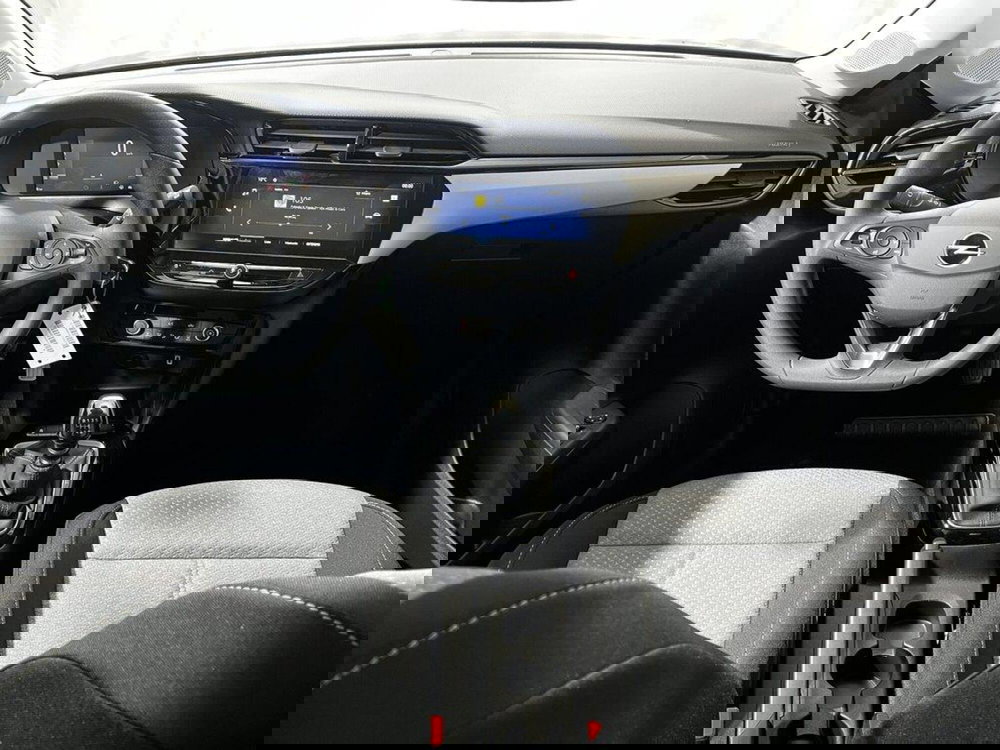 Opel Corsa nuova a Sondrio (12)