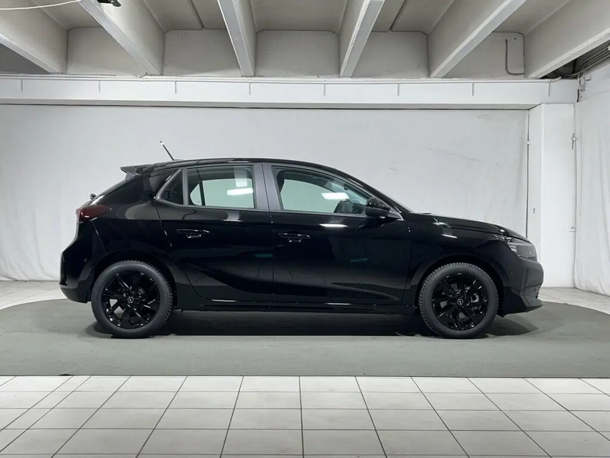 Opel Corsa nuova a Sondrio (6)