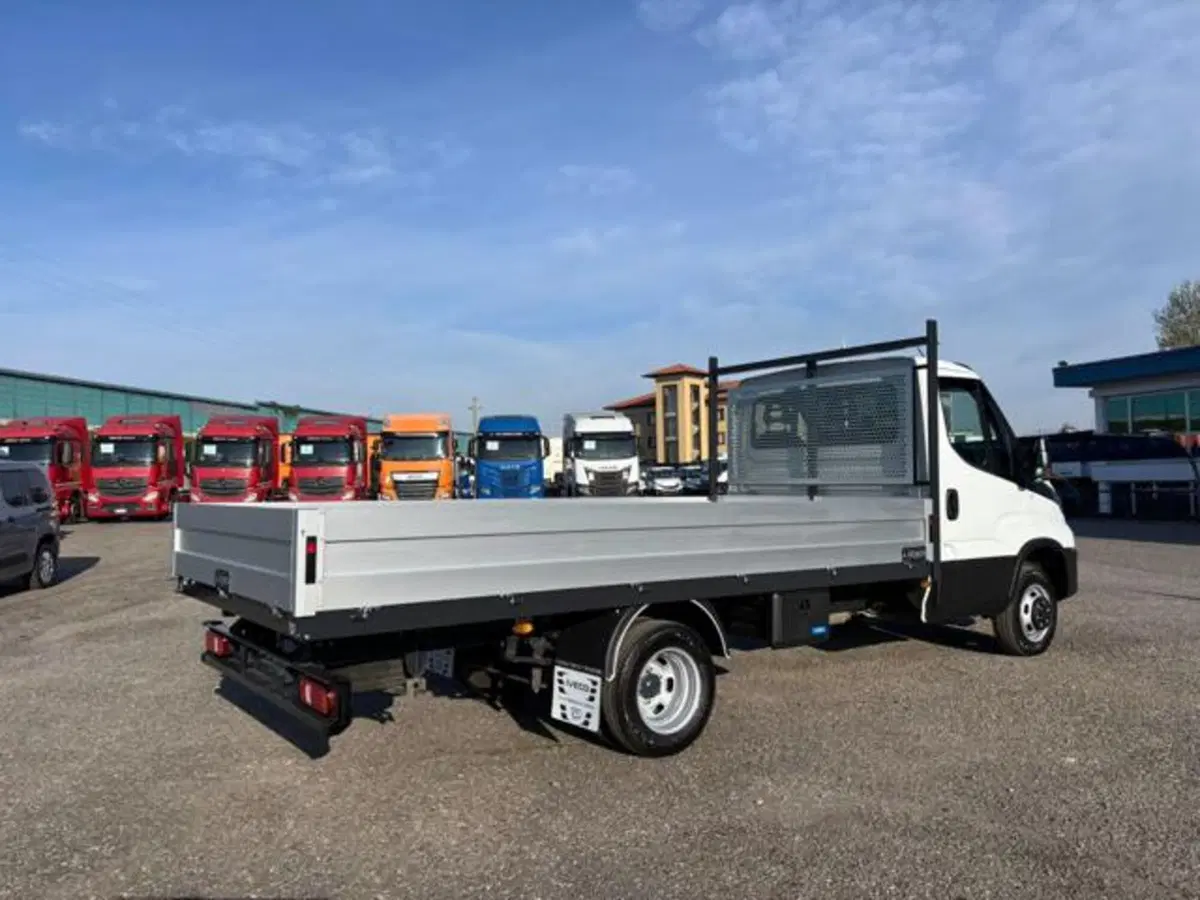 Iveco Daily Telaio usata a Brescia (4)