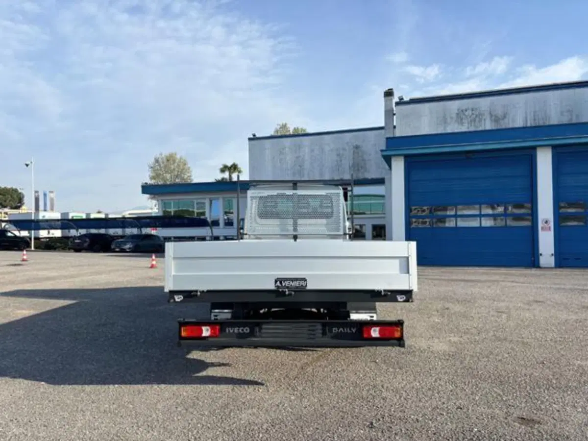 Iveco Daily Telaio usata a Brescia (5)