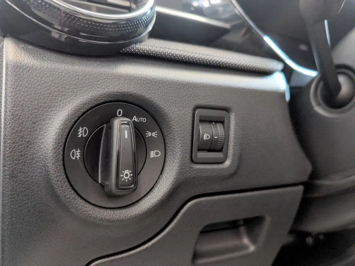 Skoda Fabia usata a Piacenza (12)