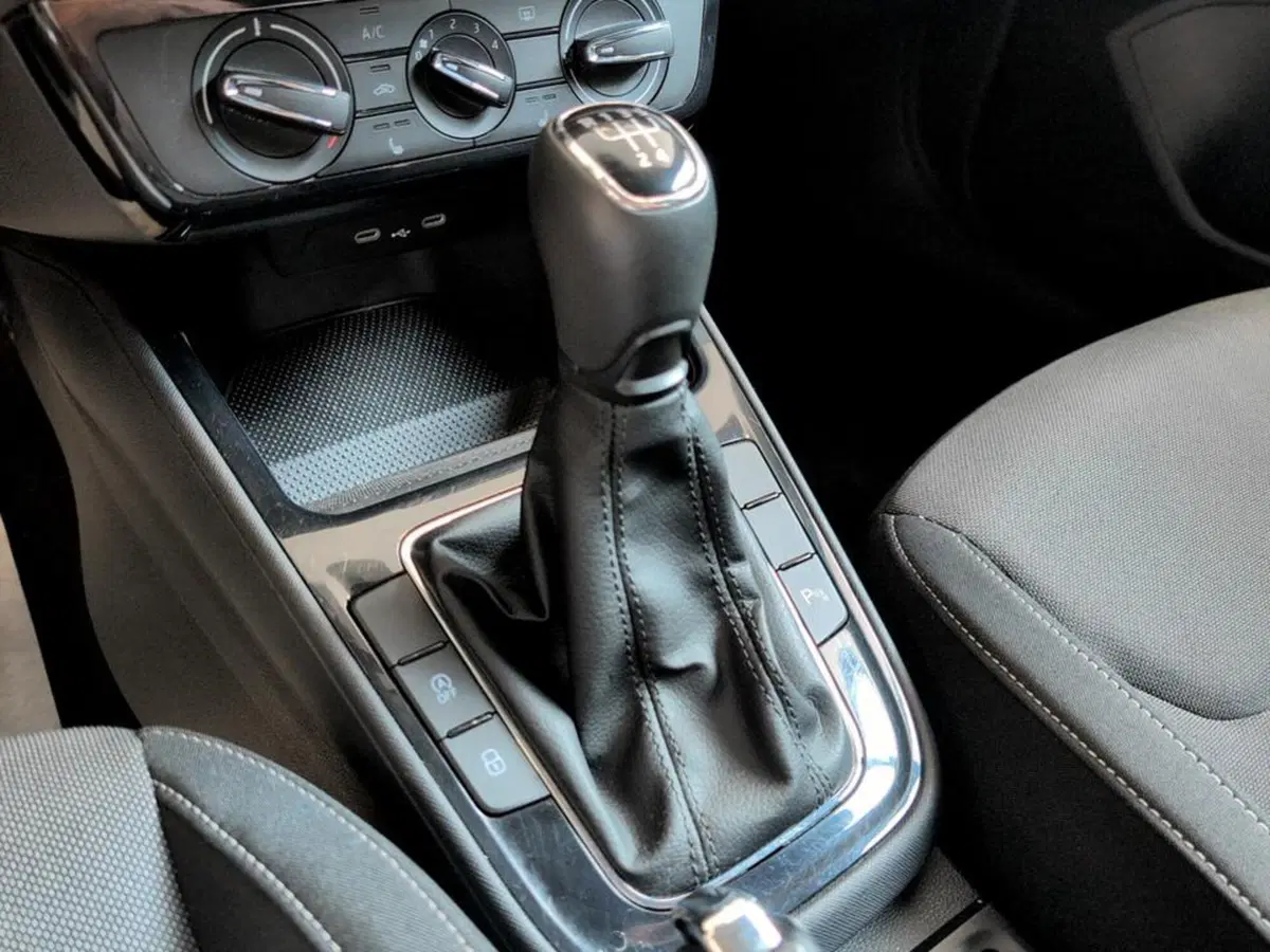 Skoda Fabia usata a Piacenza (13)