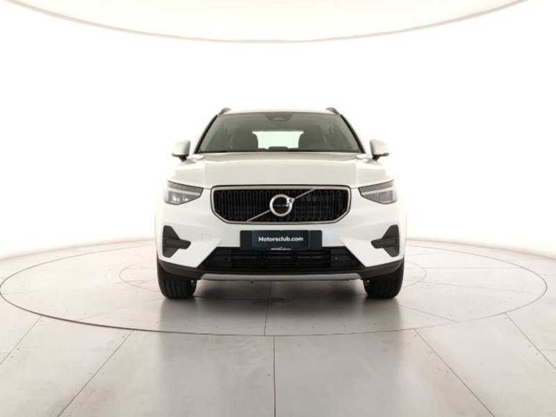 Volvo XC40 nuova a Modena (8)