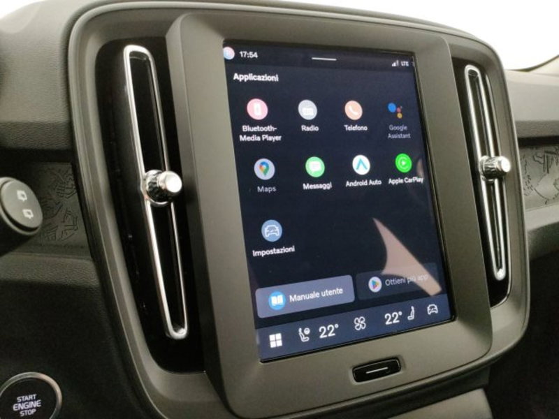 Volvo XC40 nuova a Modena (15)