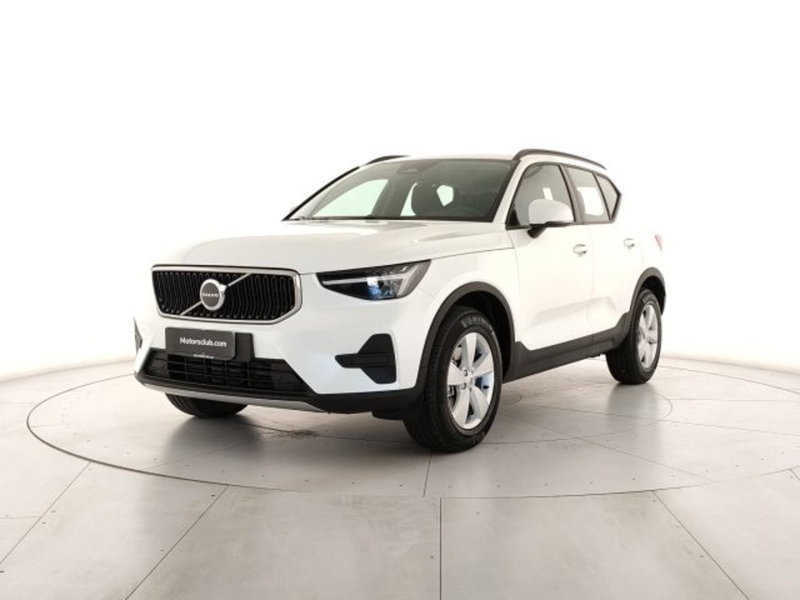Volvo XC40 nuova a Modena (2)