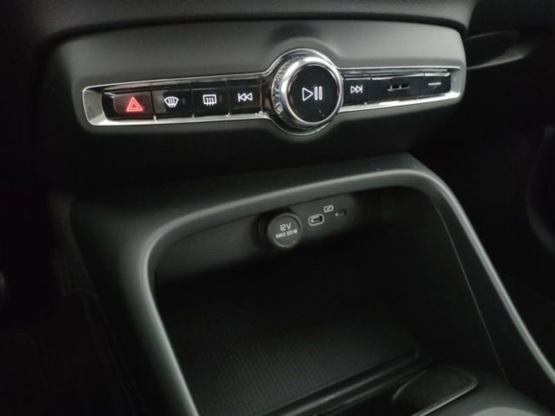 Volvo XC40 usata a Modena (18)