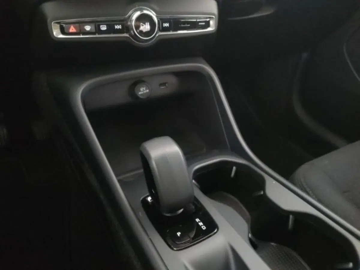 Volvo XC40 usata a Modena (17)