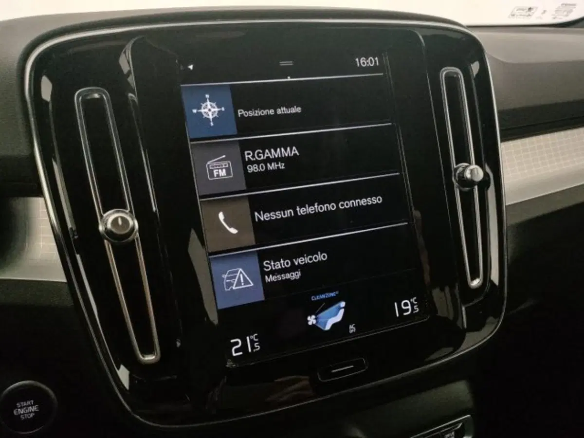 Volvo XC40 usata a Modena (13)