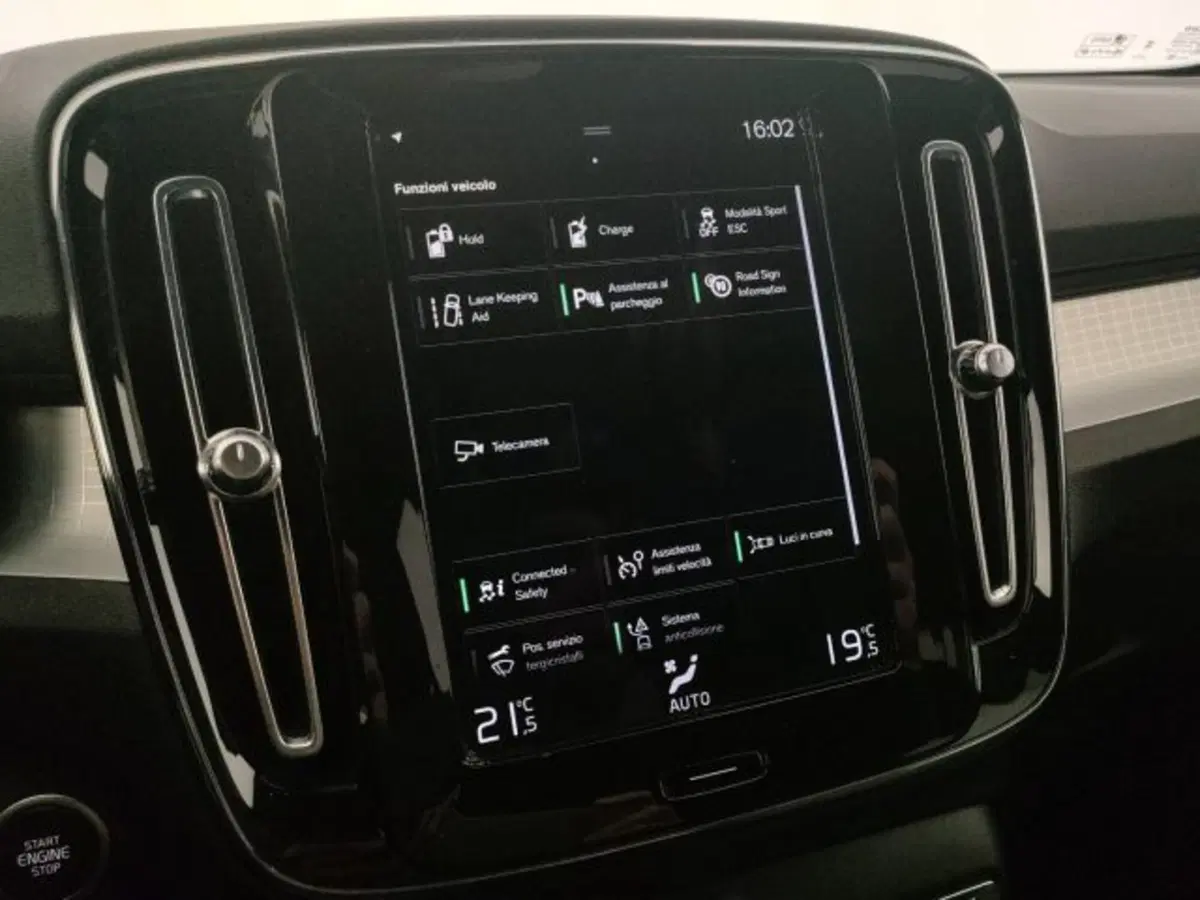 Volvo XC40 usata a Modena (17)
