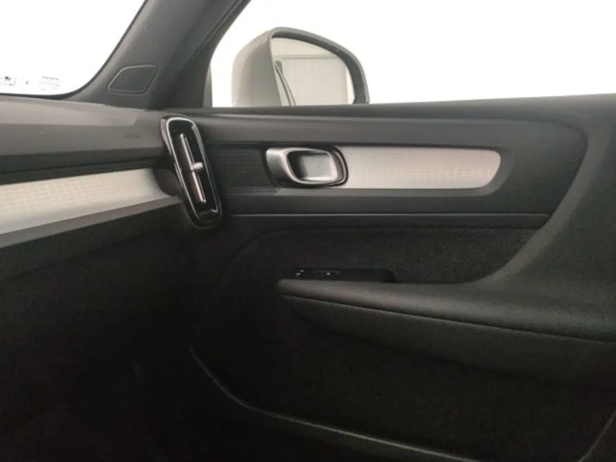 Volvo XC40 usata a Modena (18)