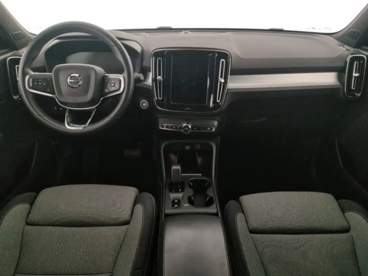 Volvo XC40 usata a Modena (9)