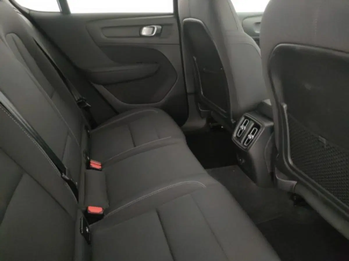 Volvo C40 usata a Modena (11)