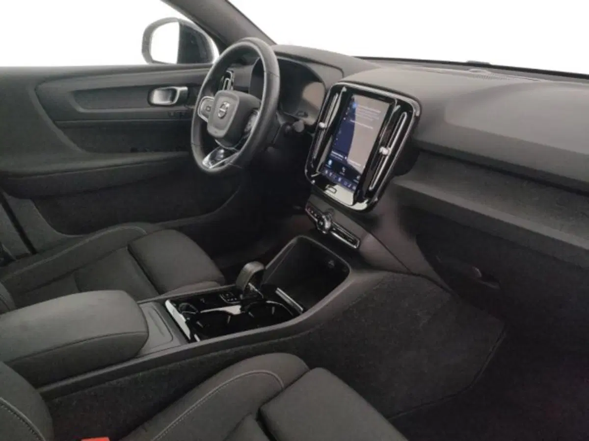 Volvo C40 usata a Modena (12)
