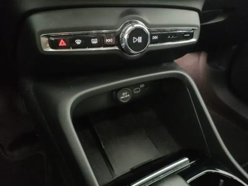 Volvo C40 usata a Modena (19)