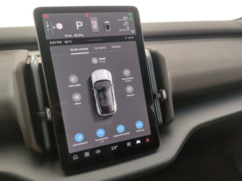 Volvo EX30 nuova a Modena (18)