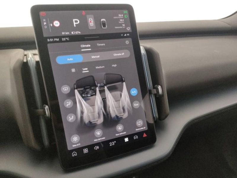 Volvo EX30 nuova a Modena (19)