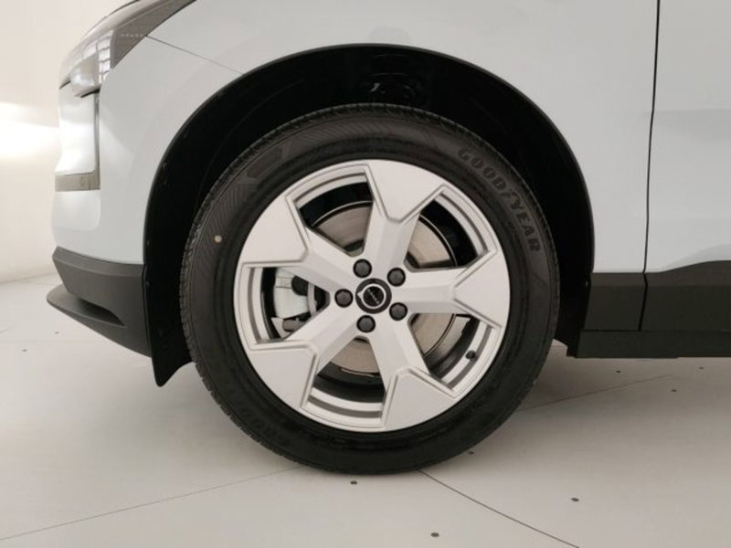 Volvo EX30 nuova a Modena (8)