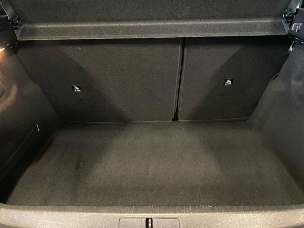 Peugeot 208 usata a Torino (9)