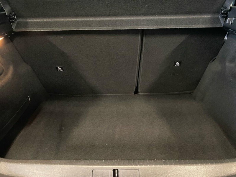 Peugeot 208 usata a Torino (9)