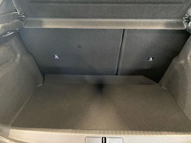 Peugeot 208 nuova a Torino (9)