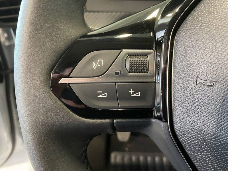 Peugeot 208 nuova a Torino (13)