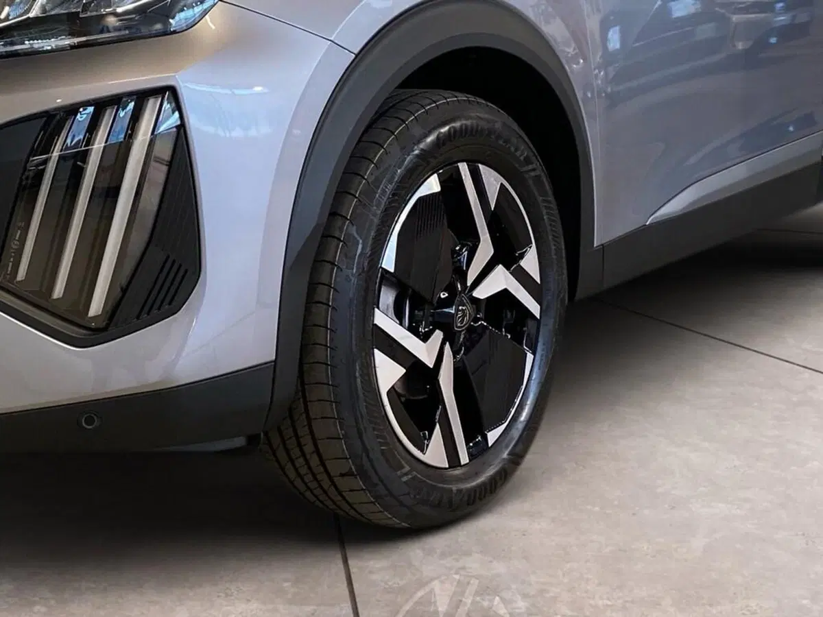 Peugeot 2008 nuova a Torino (15)