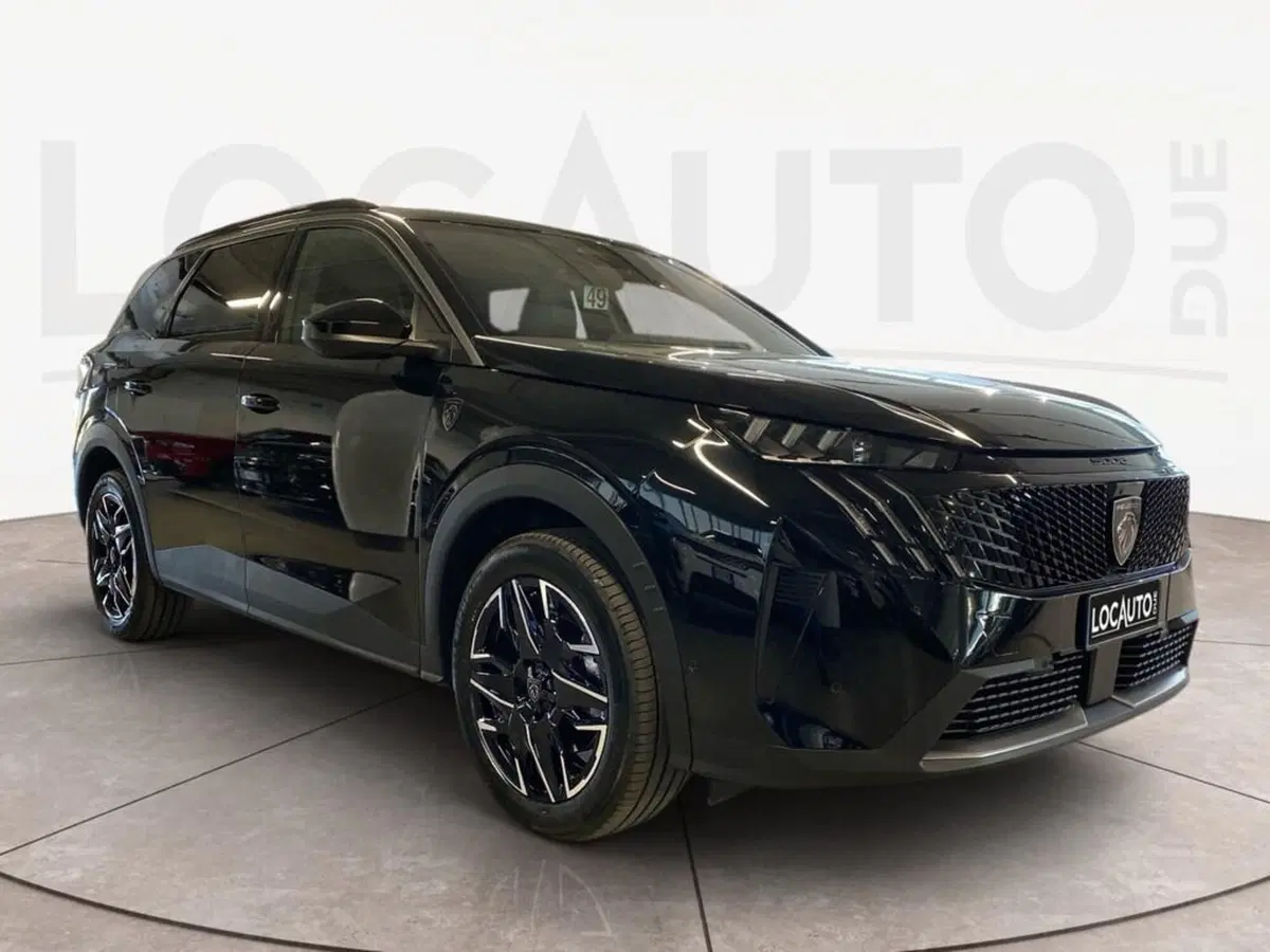 Peugeot 5008 nuova a Torino (3)