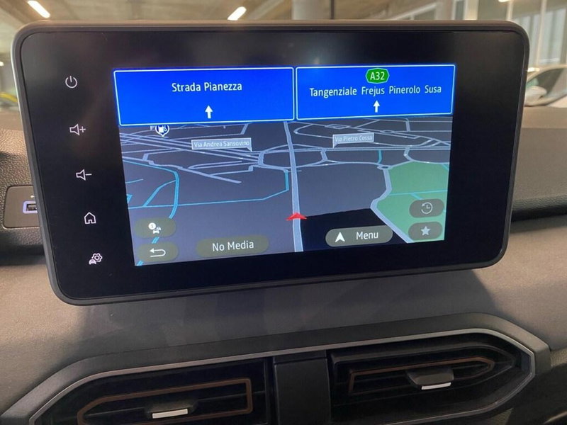 Dacia Sandero Stepway nuova a Torino (10)