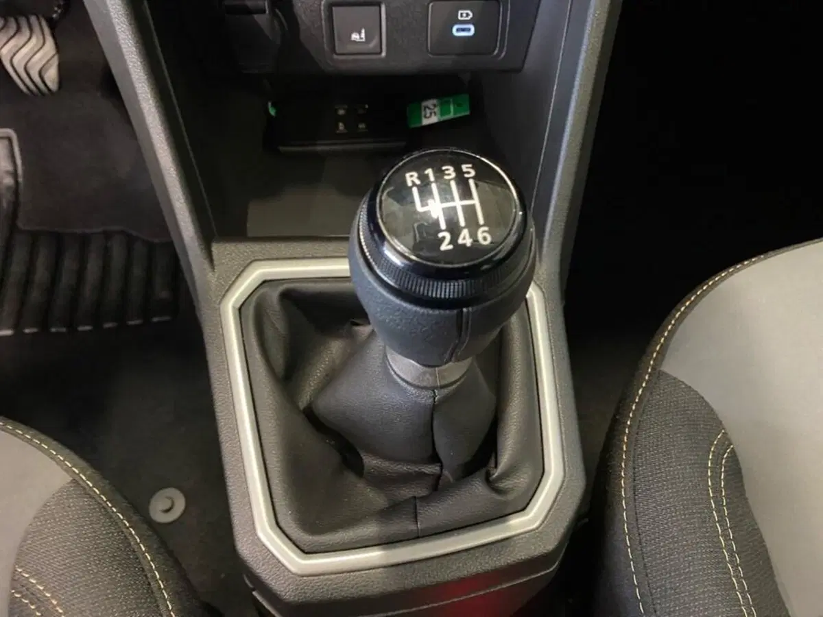Dacia Sandero Stepway nuova a Torino (12)