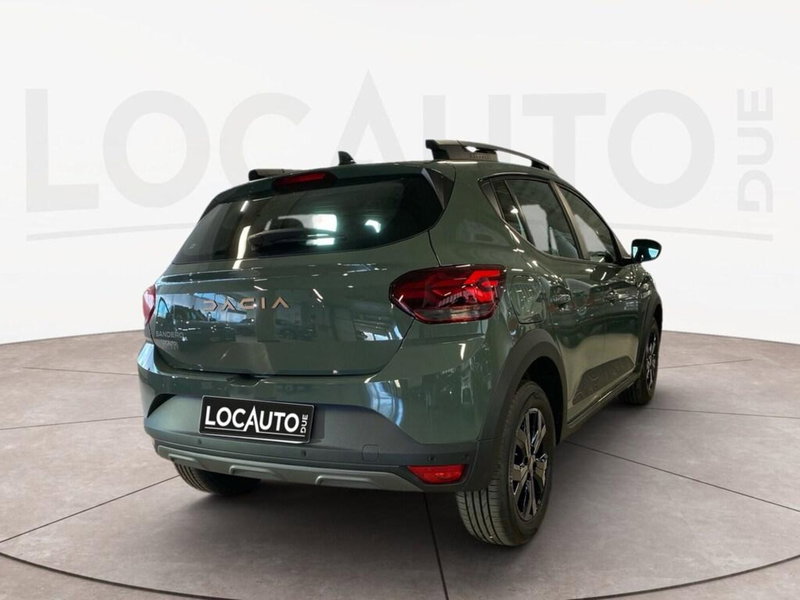 Dacia Sandero Stepway nuova a Torino (4)