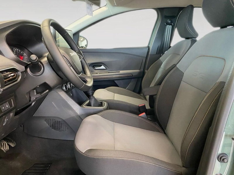 Dacia Sandero Stepway nuova a Torino (7)