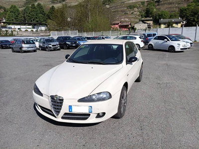Alfa Romeo 147 1.9 JTD (120) 3 porte C'N'C del 2008 usata a Montagna in Valtellina