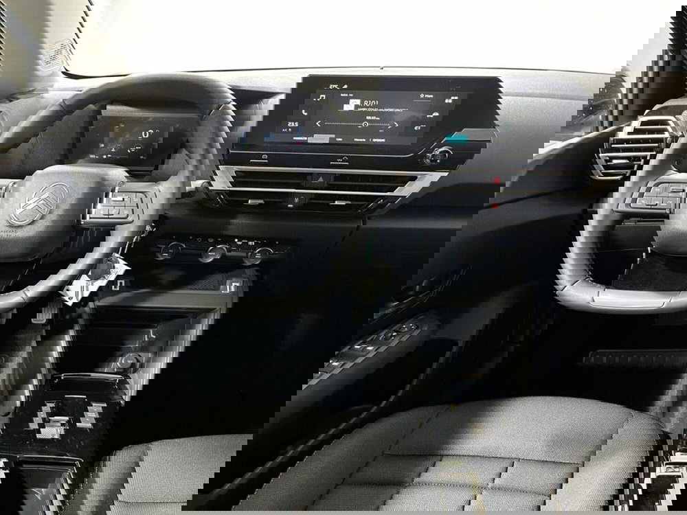 Citroen C4 nuova a Sondrio (13)