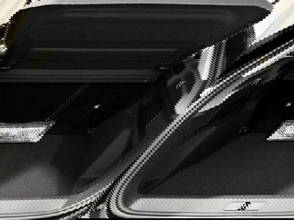 Citroen C4 nuova a Sondrio (15)