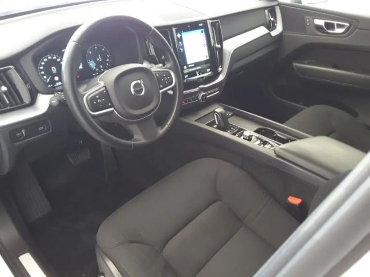 Volvo XC60 usata a Firenze (6)