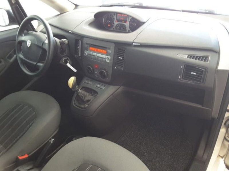 Lancia Musa usata a Firenze (9)