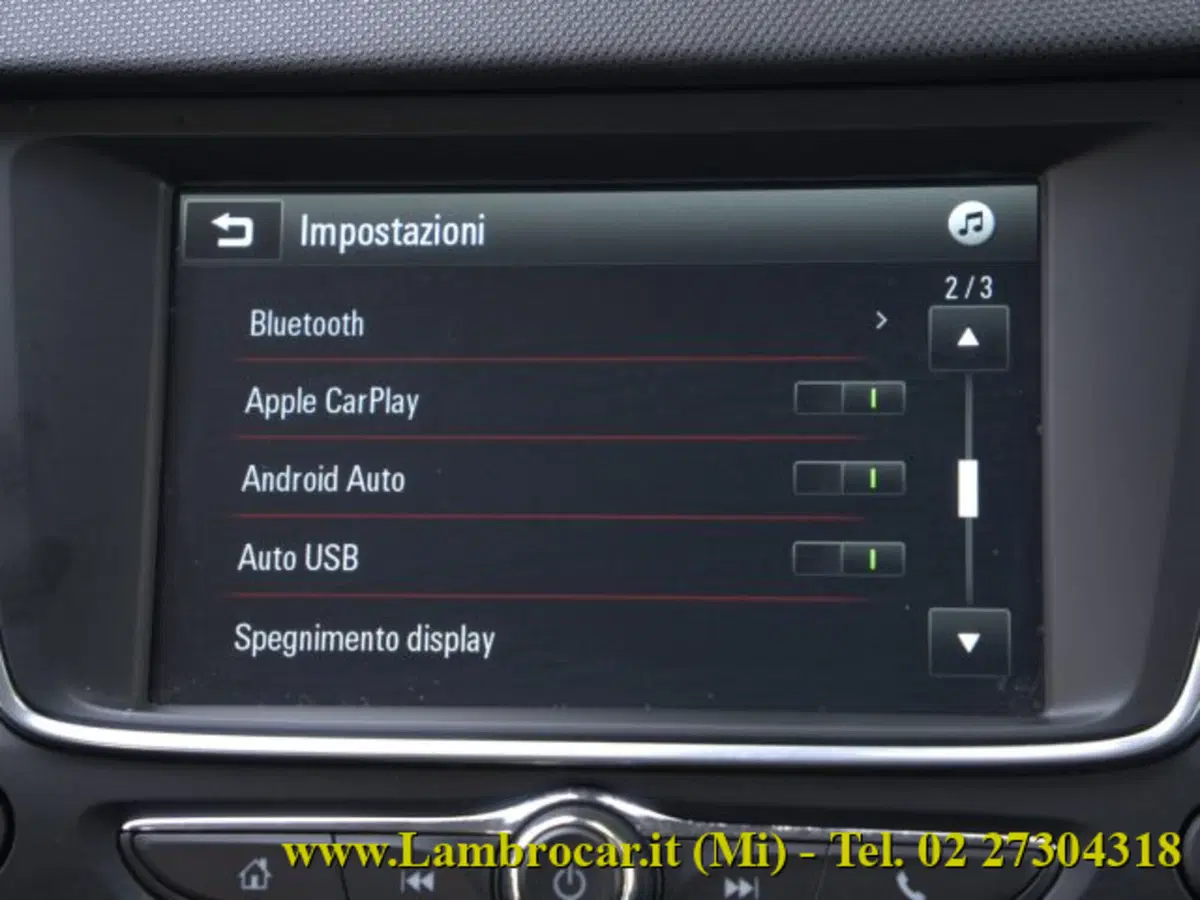 Opel Crossland X usata a Milano (10)